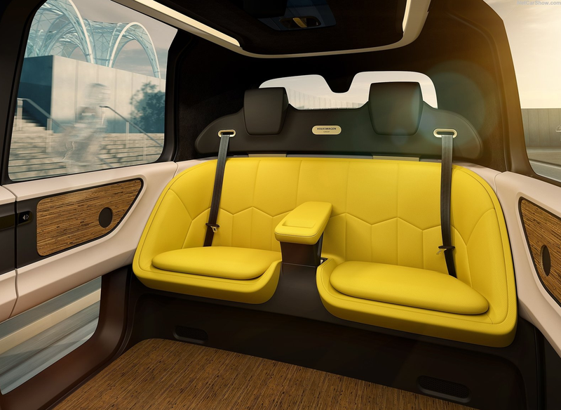 Illustration for article titled The Volkswagen Sedric Is An Autonomous Space Caterpillar That's Really Chill Inside